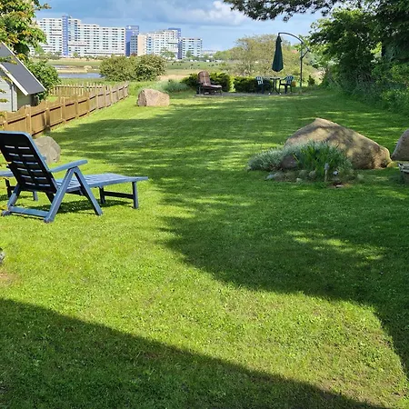 Holiday home Das Nurdach Haus *
